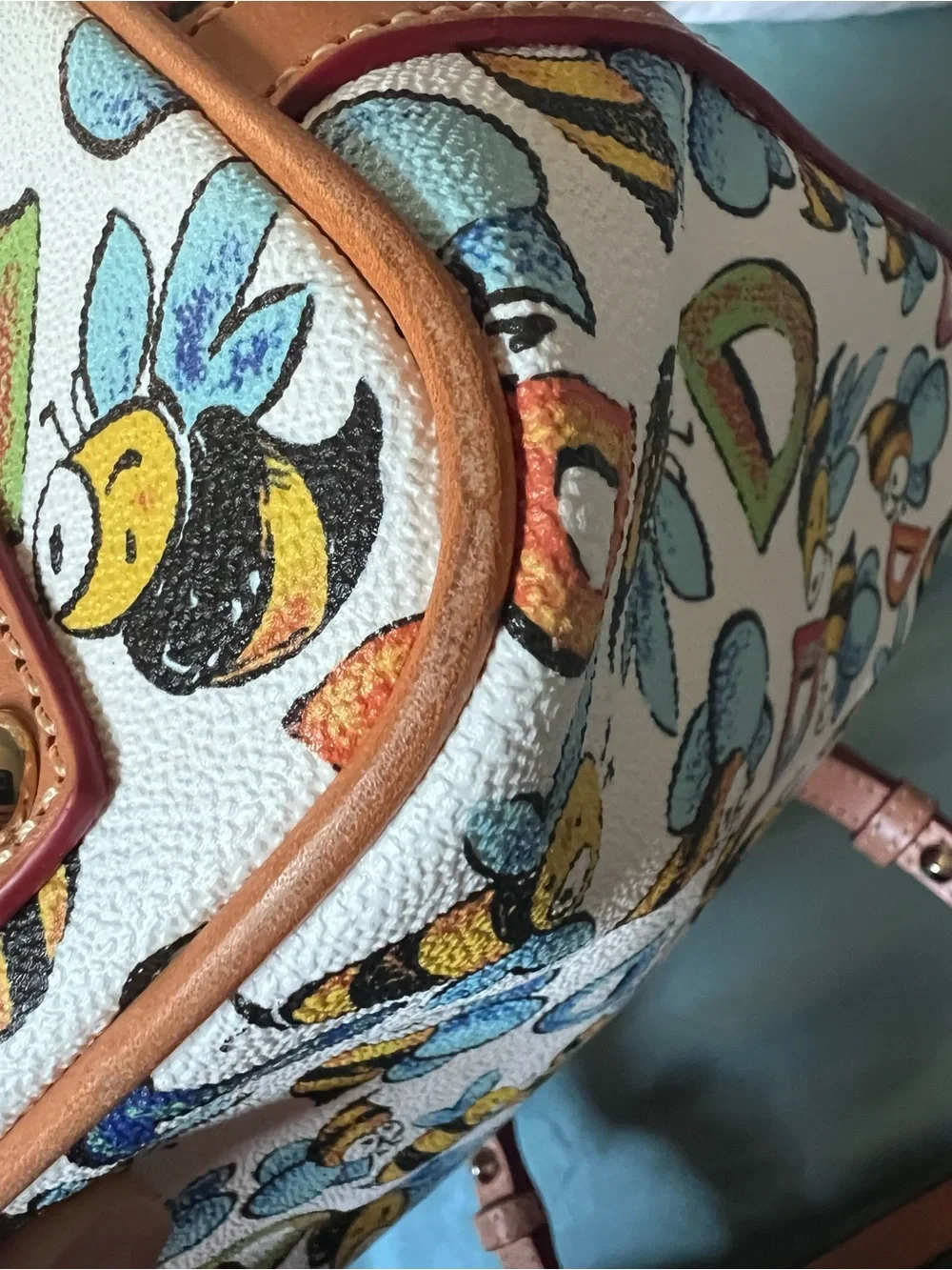 Dooney & Bourke White Bee Print Tote with Tan Trim - Picture 10 of 13